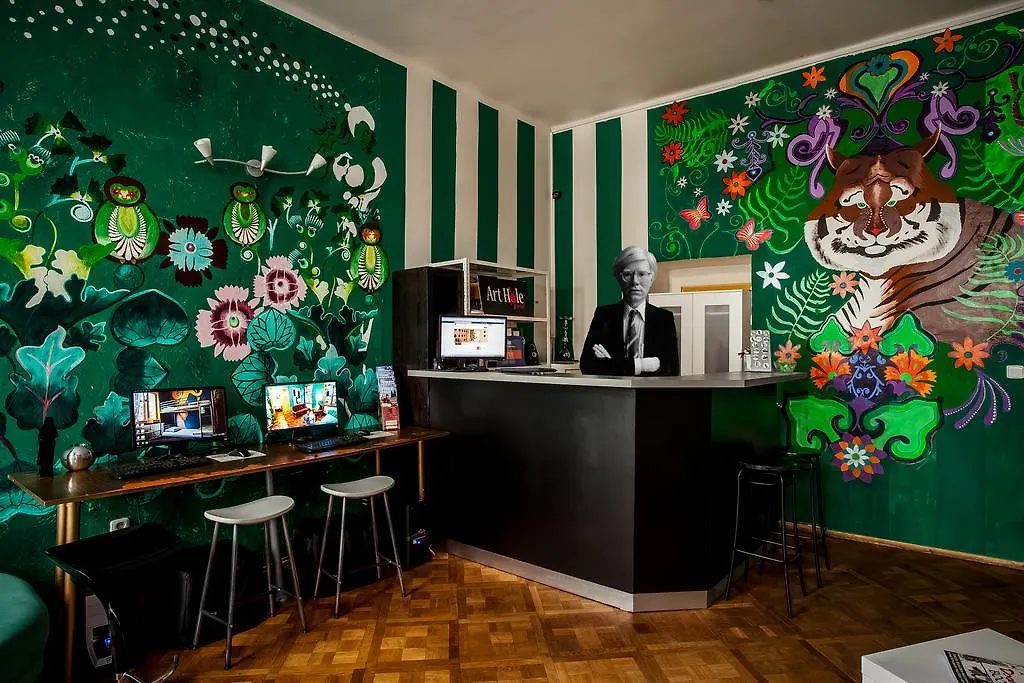 Art Hole Hostel Prague
