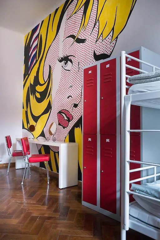 Art Hole Hostel Prague 0*,  Czech Republic